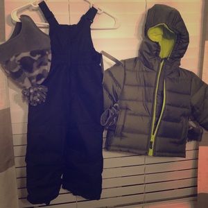 Toddler Boy 2T Winter bundle OshKosh Cat&Jack
